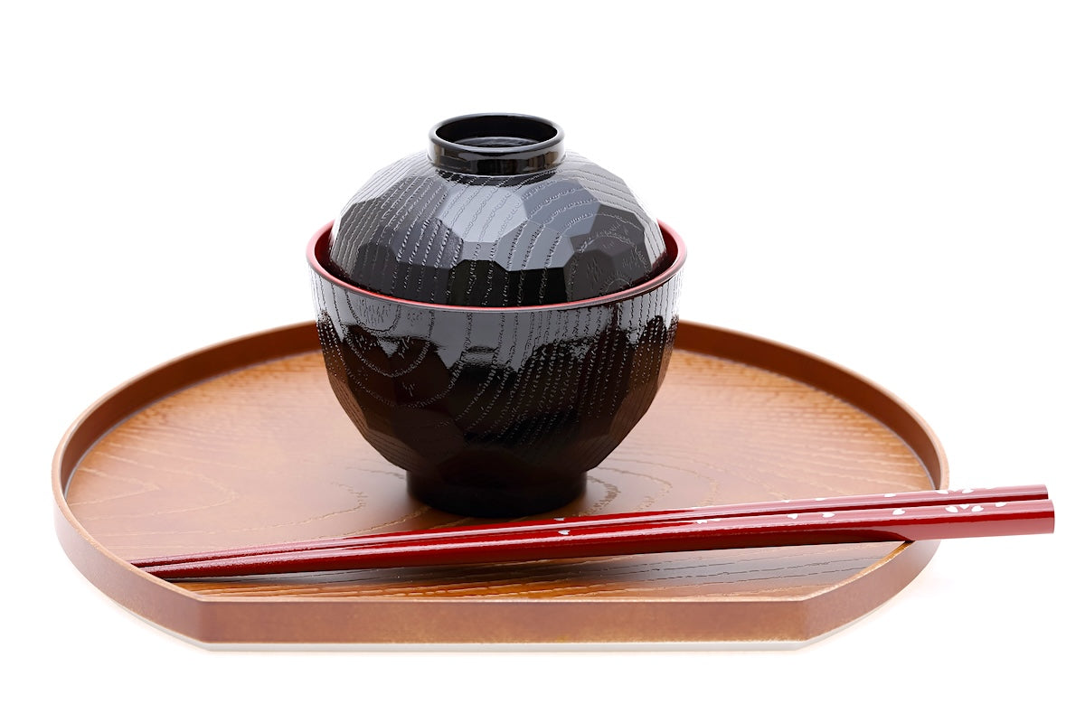lidded Japanese soup bowl